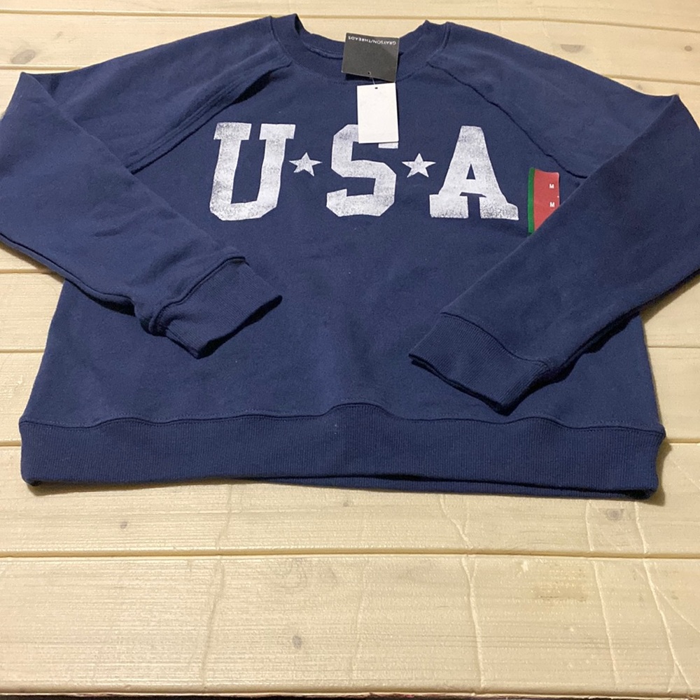 Grayson thread Women’s USA pullover Sweater NWT